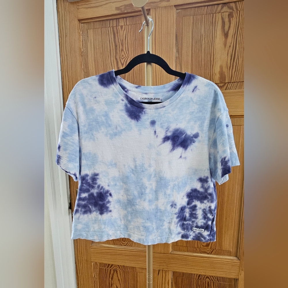 Calvin Klein Cropped Tye Dyed Tshirt Size Small